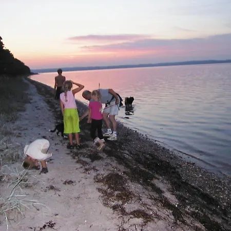 דירה Stutteri Ahl Near And Town *